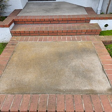 Front-Porch-Steps-Walkway-Cleaning-Completed-in-Long-Beach-CA 1