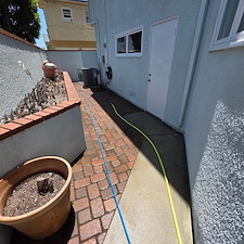Front-Porch-Steps-Walkway-Cleaning-Completed-in-Long-Beach-CA 5