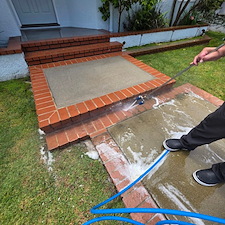 Front-Porch-Steps-Walkway-Cleaning-Completed-in-Long-Beach-CA 6